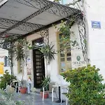 Diogenis Hotel