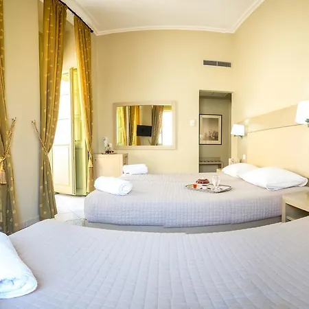 Diogenis Hotel Hermópolis