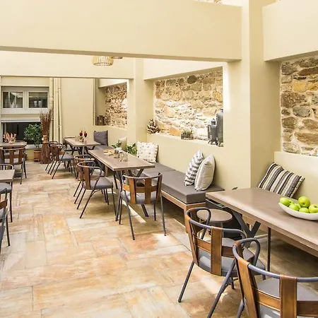 Hotel Diogenis