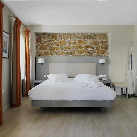 Diogenis Hotel Hermópolis