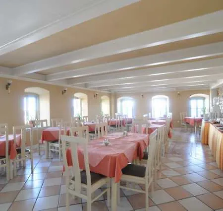 Diogenis Hotel 4*