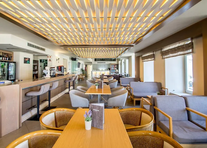 Diogenis 4* Ermoupoli