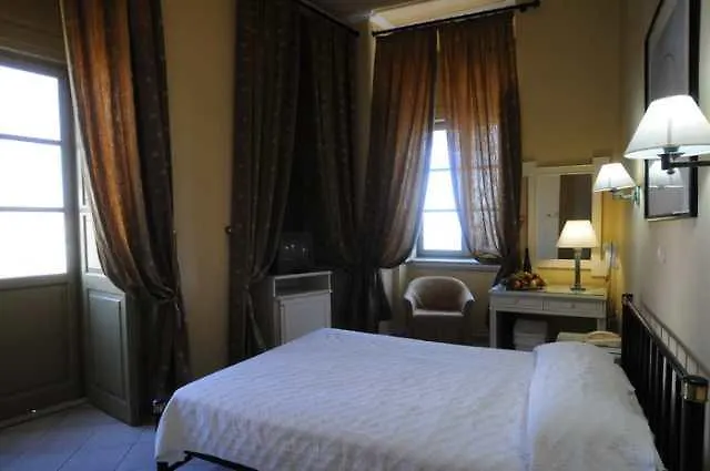 Otel Diogenis Ermoupoli